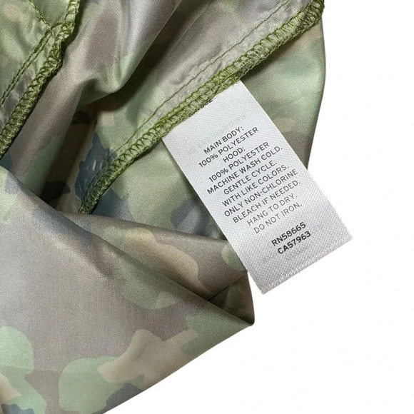 NWT Tucker + Tate Boys Hooded Camo Jacket (size 5) - Picture 7 of 9